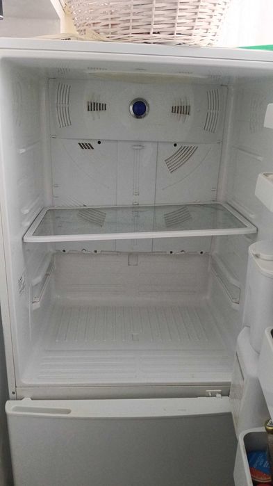 Холодильник б.у не холодит