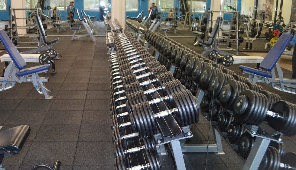 sportzal uchun qoplamalar.Резиновое покрытие, для спортивных помещени