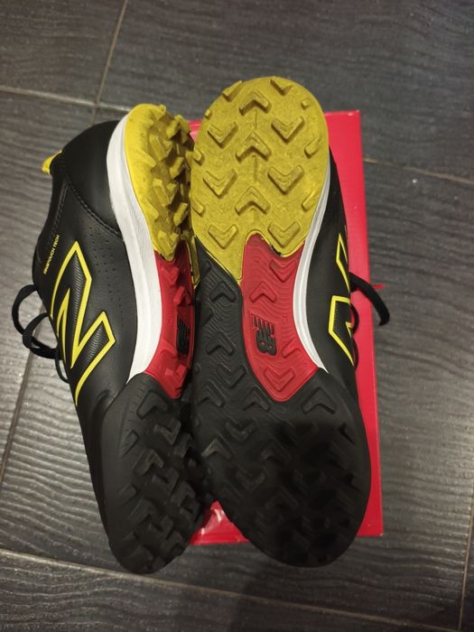 New Balance 442 V3 Elite TF - черен 44