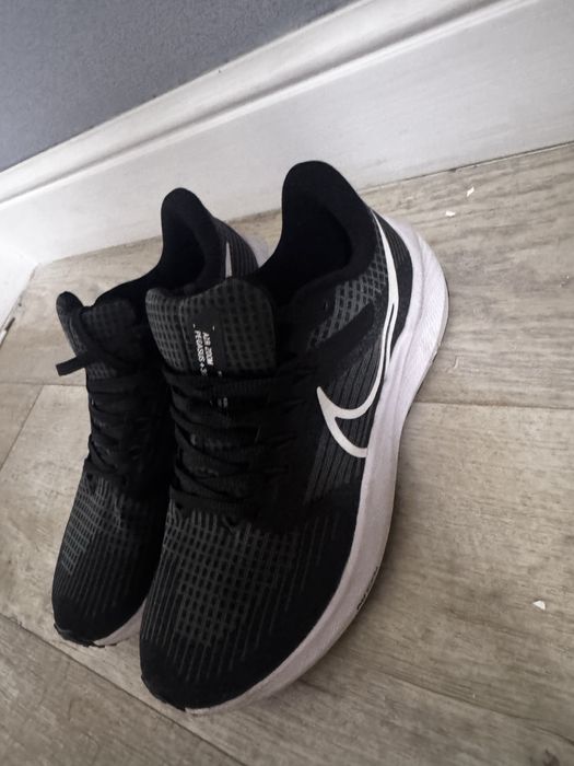 Nike pegaus 39size