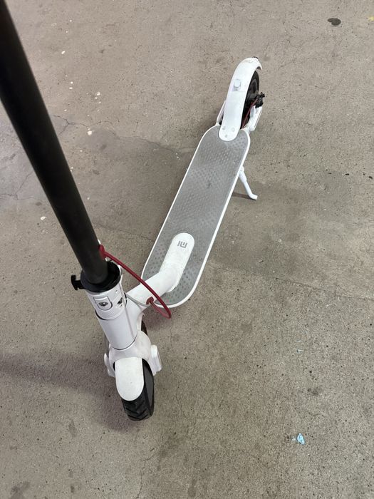 Xiaomi Mi Electric Scooter M365