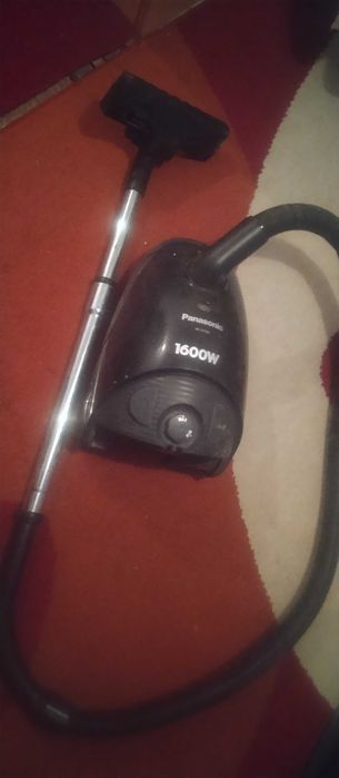 Прахосмукачка Panasonic MC-E7303 1600w