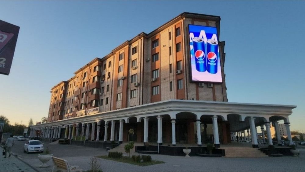 Лед экран //билбордларда реклама