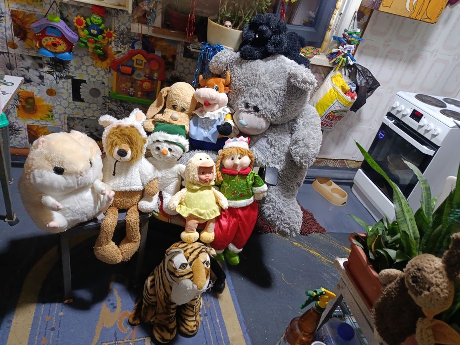Продаются игрушки мягкие все за 100т