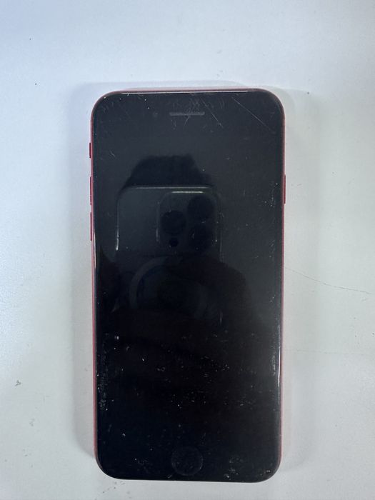 Iphone 8 жұмыс істеп тұр