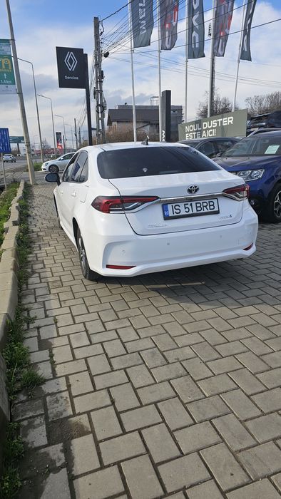 TOYOTA Corolla 2021 — imagine 2