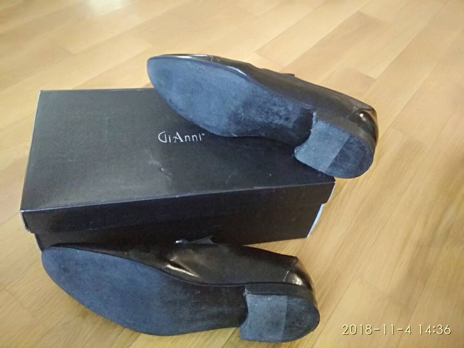 Мъжки обувки: Официални елегантни на Gianni  в