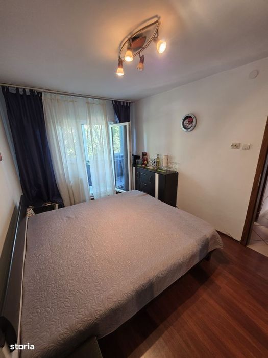 Apartament 3 camere de vânzare – Zona Aradului