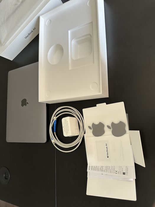 Macbook Air (2018) 16GB/128GB Intel Core i5