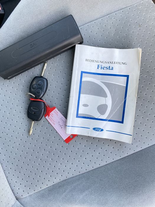 Ford fiesta 1.4 бензин