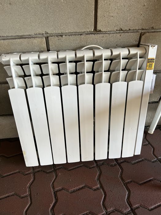Продам паракапельные батареи 3 шт