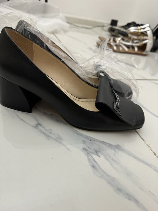 Продам обувь женскую