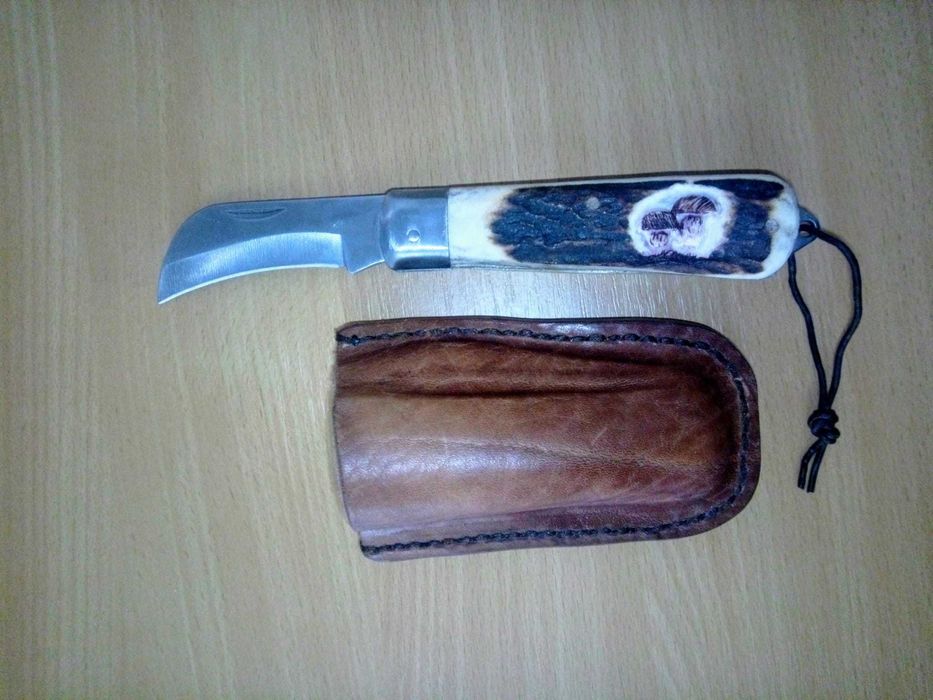 Cutite si Opinel corn de cerb