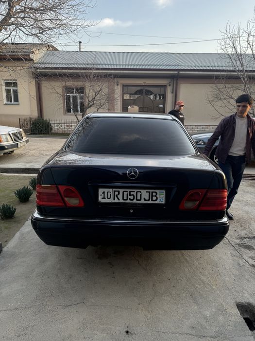 Mercades benz W210 E320