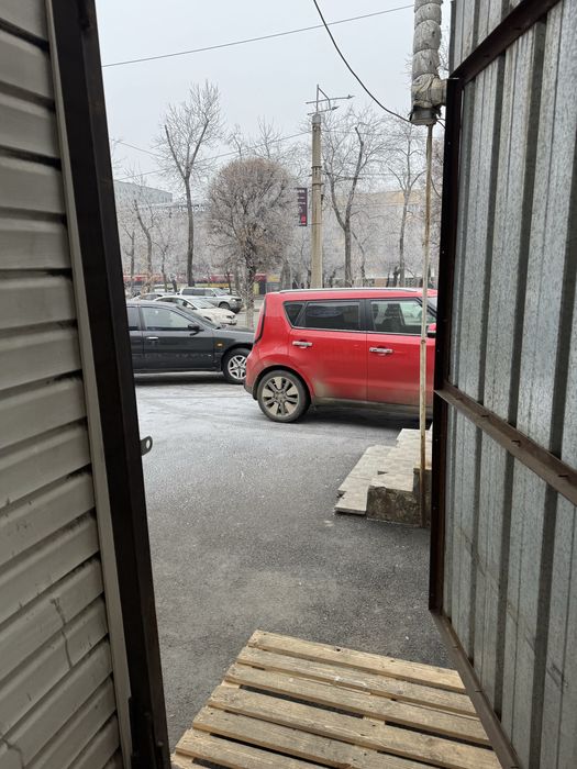 контейнер 20 фут.в центре города