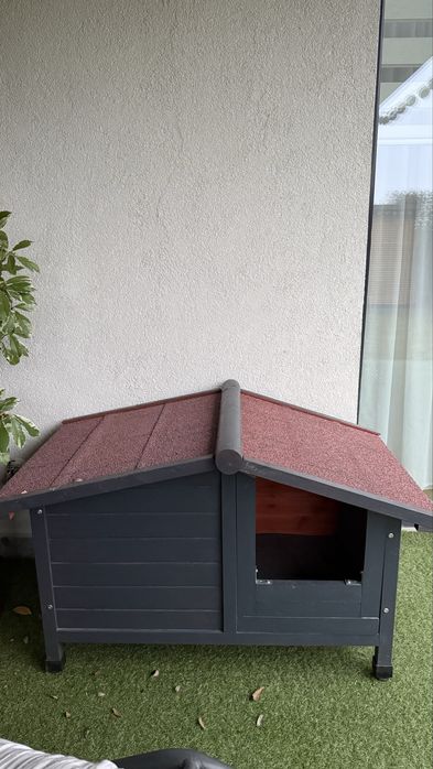 Cusca pentru caini/pisici izolata -102cm X 64cm X 65cm