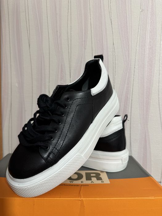 Кожаные кеды, новые