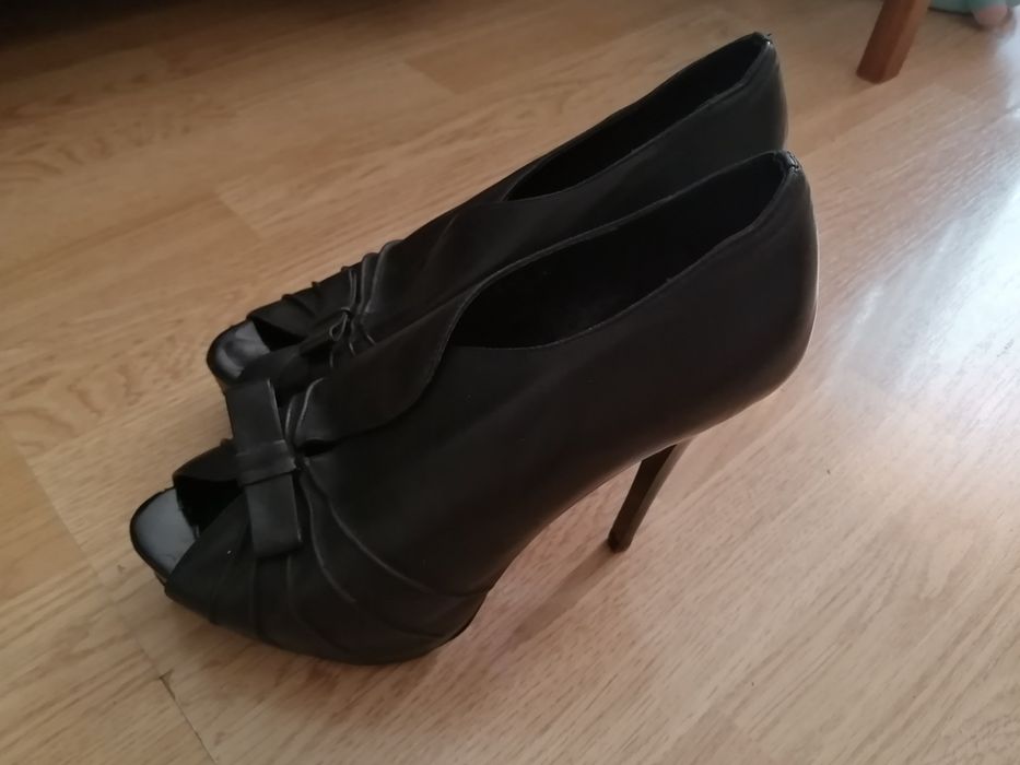 Туфли кожа 38 р-р. Bianco Bucci