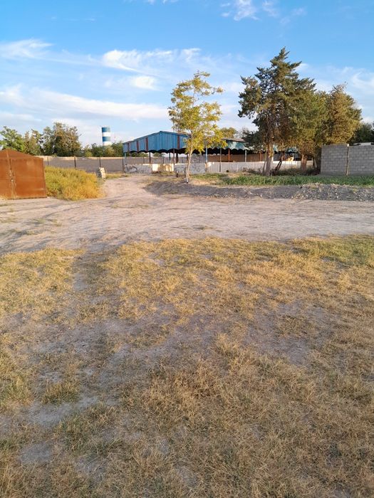 Бино 80 сотих сотилади (нархи 1 сотих учун)