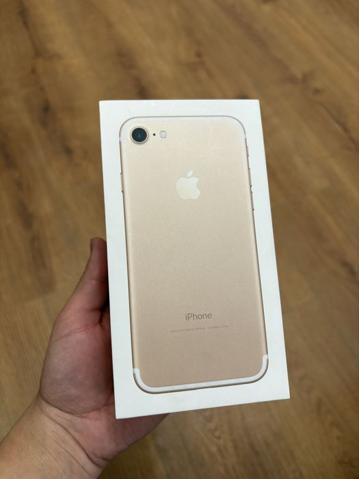 Iphone 7 золотистый