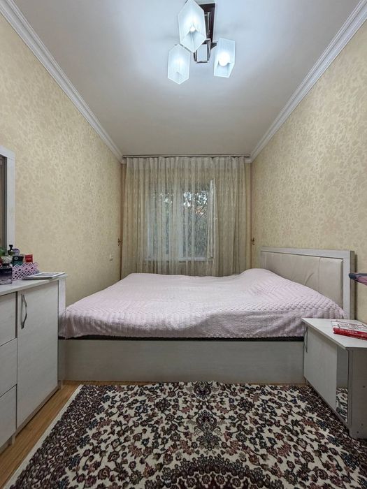 Продаётся 4 комнатная на эко базаре
