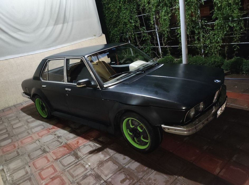 Bmw e 12 srochna