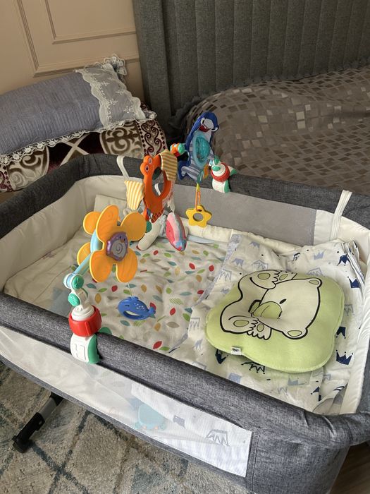 Манеж-кровать, приставная