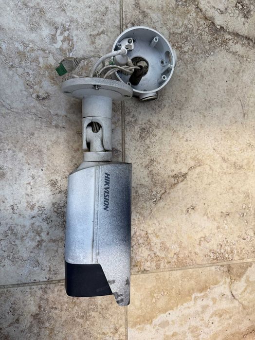 Hikvision DS‑2CD4A26FWD‑IZS/P ANPR 8–32mm – Cameră supraveghere profesională recunoaste numere inmatriculare