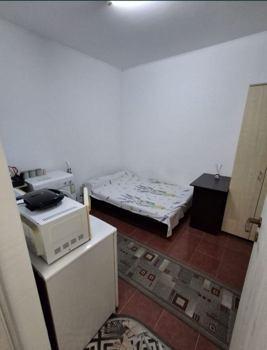 Închiriez Garsonieră Far-Supeco