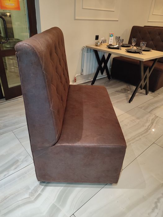 Продам диваны для кафе баров