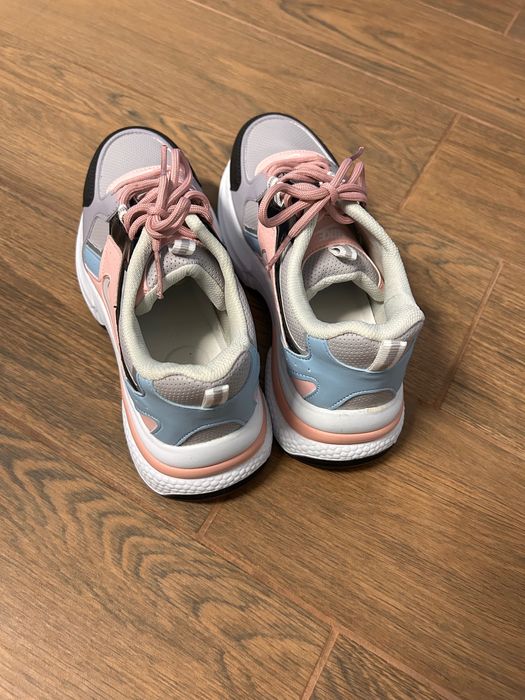 Дамски маратонки Найк