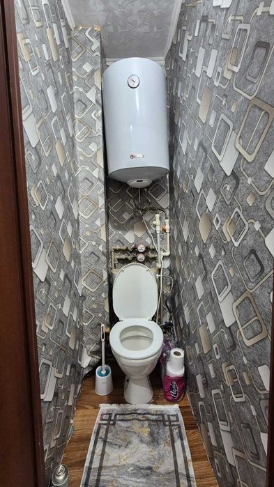 продам 2 комн квартиру Энергетиков 97А