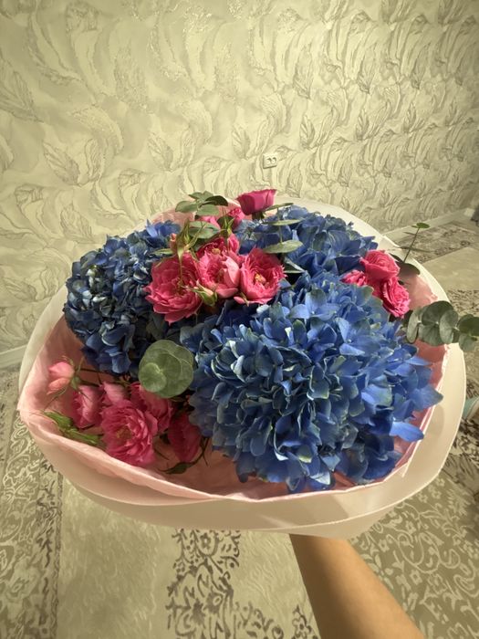 Две красивые Гортензии Розовый букет 10к А Большой Фиолетвый 15к