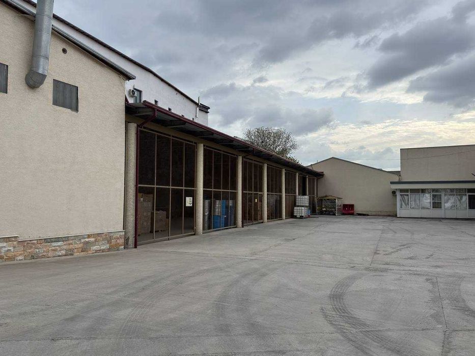 СРОЧНО сдаётся в аренду Нежилой склад (50м2-200м2)