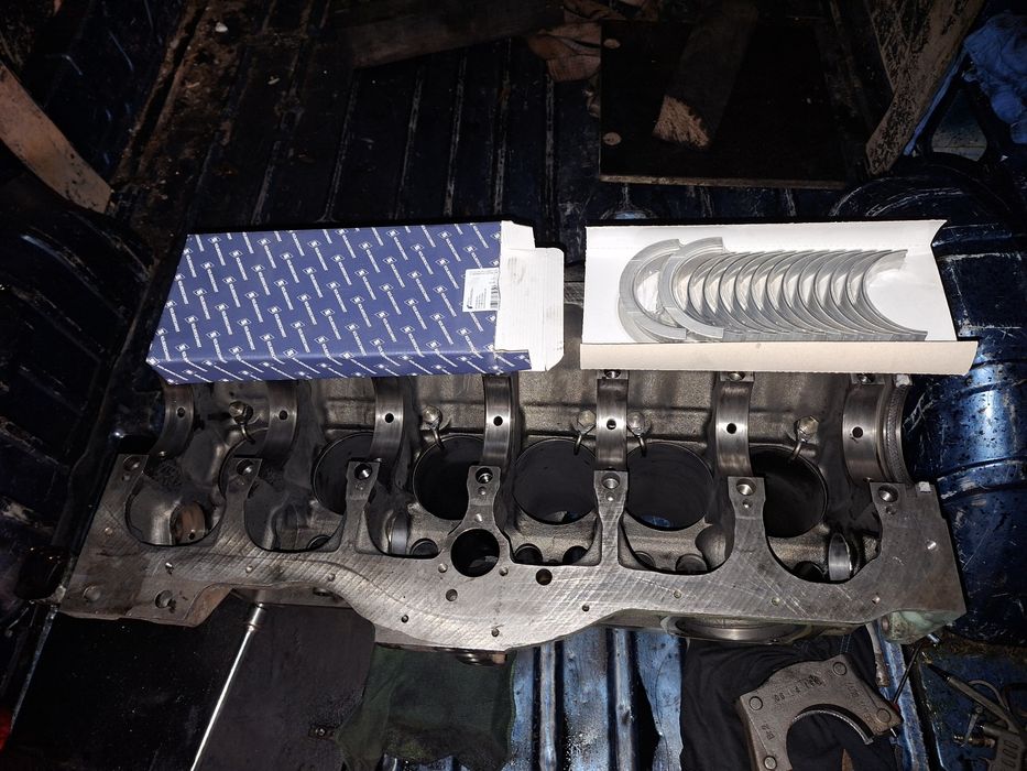 Двигател Мерцедес OM366