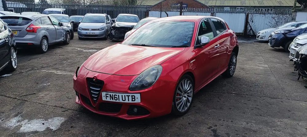 Dezmembrari / Dezmembrez Alfa Romeo Giulietta (940) [Fabr 2010-2016] 2.0 JTDM cutie viteze manuala cod culoare 134 Rosso Tristrato