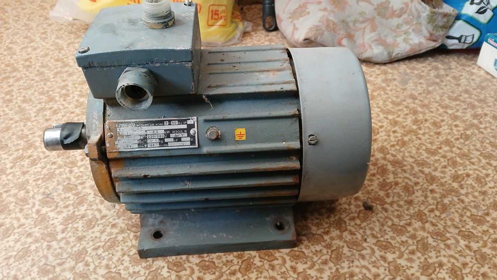 Трифазен електродвигател