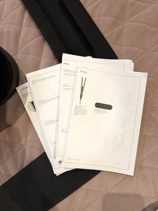 Преса за коса Dyson