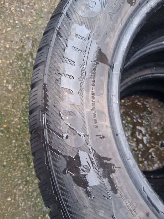 225 65 17 BARUM  4броя зимни