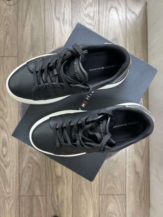 Tommy Hilfiger CHIC PLATFORM SNEAKER 37 номер
