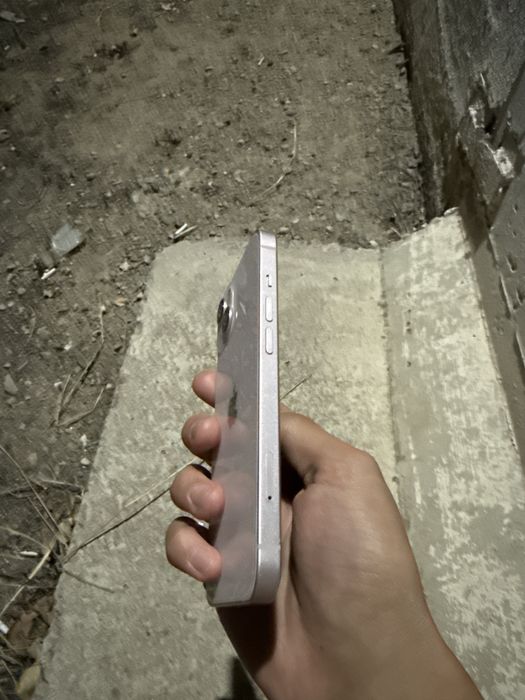 Айфон 13 белый 128