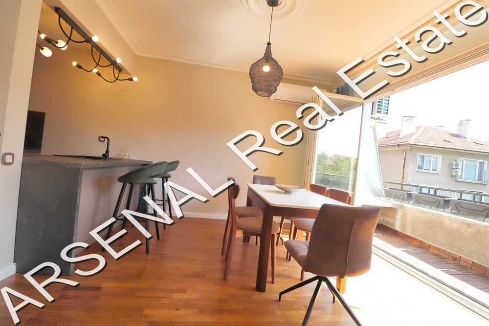 Дава се под наем Тристаен апартамент в София, Лозенец - 100 кв.м за 1100 € - Снимка #11