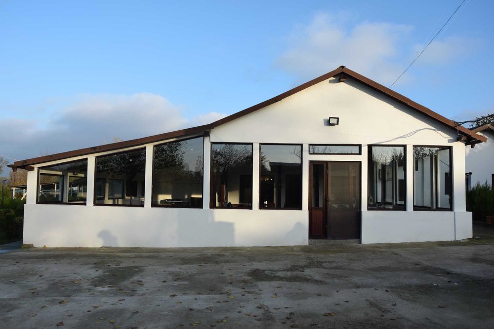 Cabana / Pensiune LIBER REVELION toata locatia! max: 26 pers