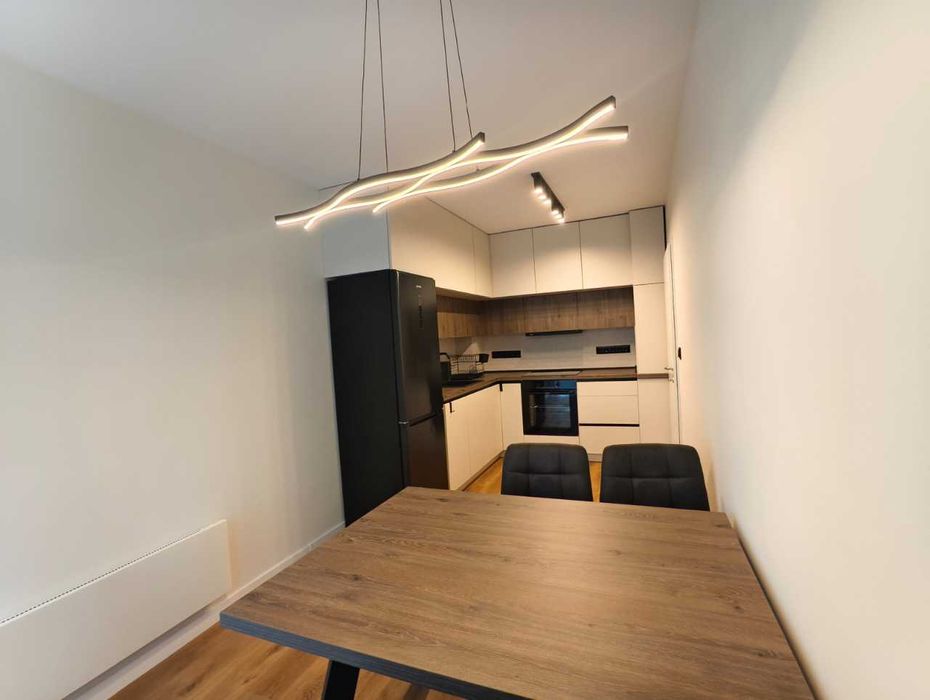 Дава се под наем Тристаен апартамент в София, Редута - 100 кв.м за 1020 € - Снимка #13