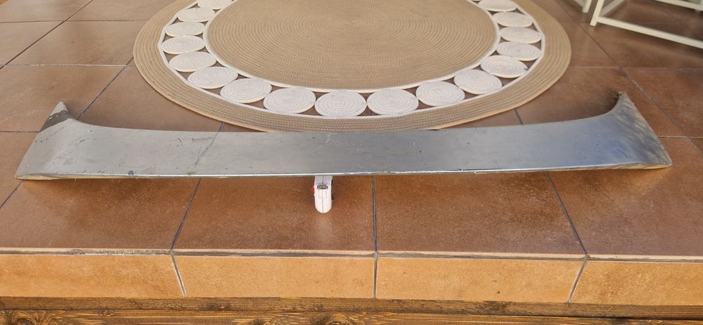 Спойлер за багажник 120см