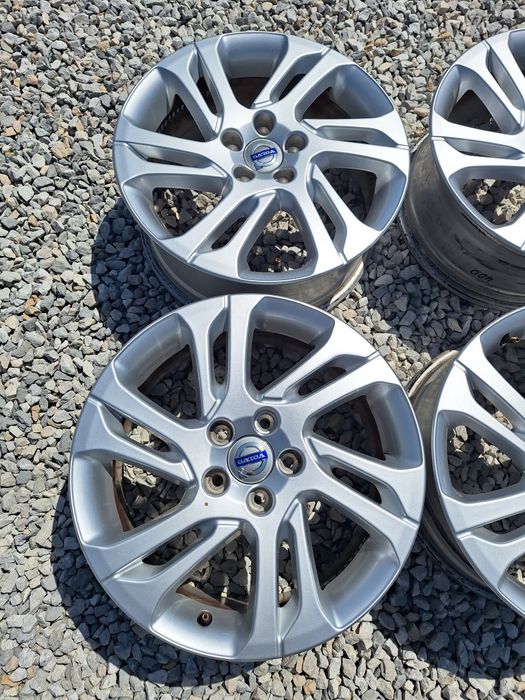 5x108.17цола 7.5j ET55. Оригинални Volvo