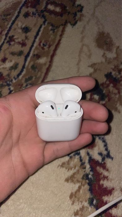 Продам AirPods 2