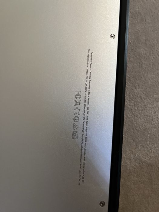 Aplle Macbook air 13