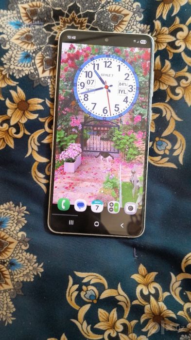 Samsung S21 fe 256gb,kar dak bor narxi 2,500,000 sum,