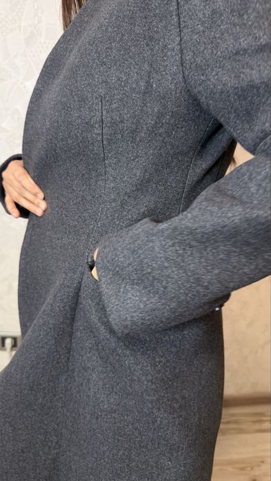 Пальто серое стойка воротник